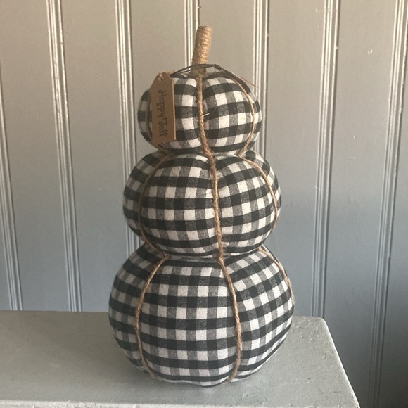 NWT- Happy Fall Tag- Black & White Buffalo Check Fabric Triple Stacked Pumpkins - Picture 12 of 17